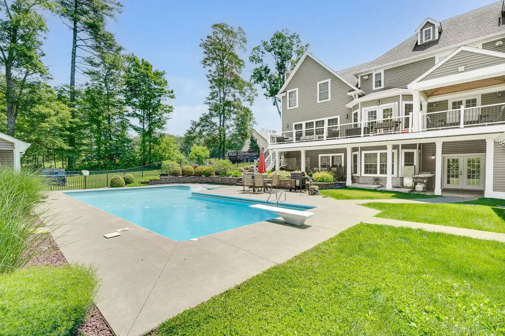 226 Windsor Road Fishkill NY 12524