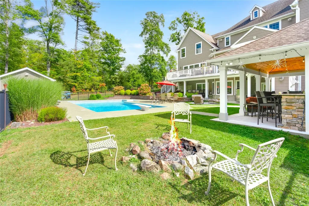 226 Windsor Road Fishkill NY 12524