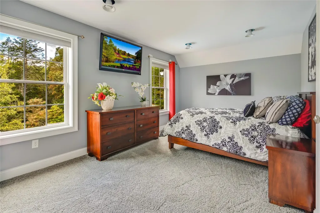 226 Windsor Road Fishkill NY 12524