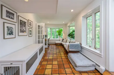 61 Colonial Avenue Dobbs Ferry NY 10522