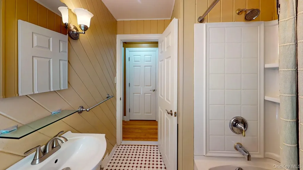 1 Westlin Lane Cornwall NY 12518