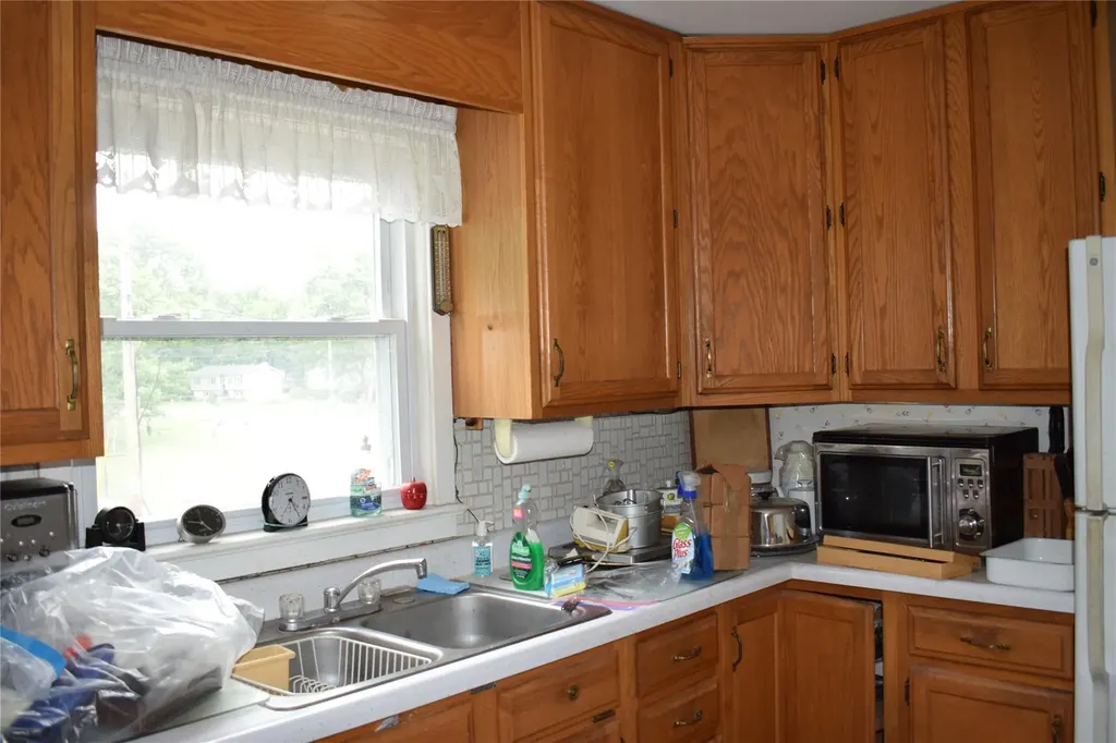 25 Alda Drive Poughkeepsie NY 12603