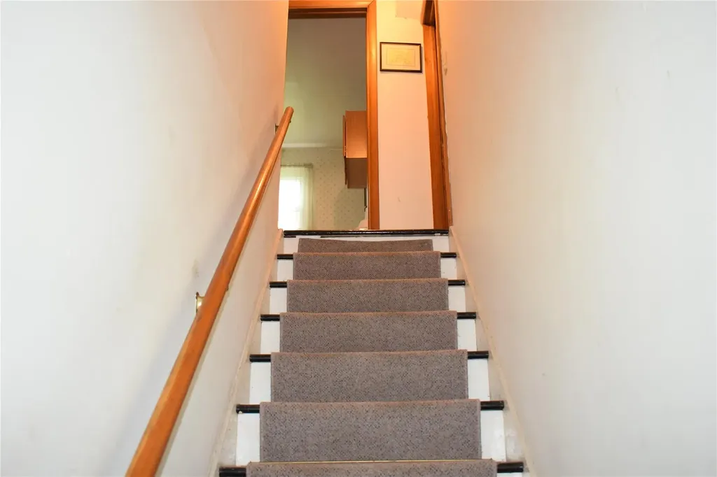 25 Alda Drive Poughkeepsie NY 12603
