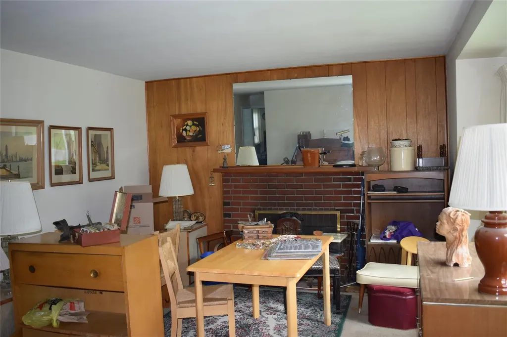 25 Alda Drive Poughkeepsie NY 12603