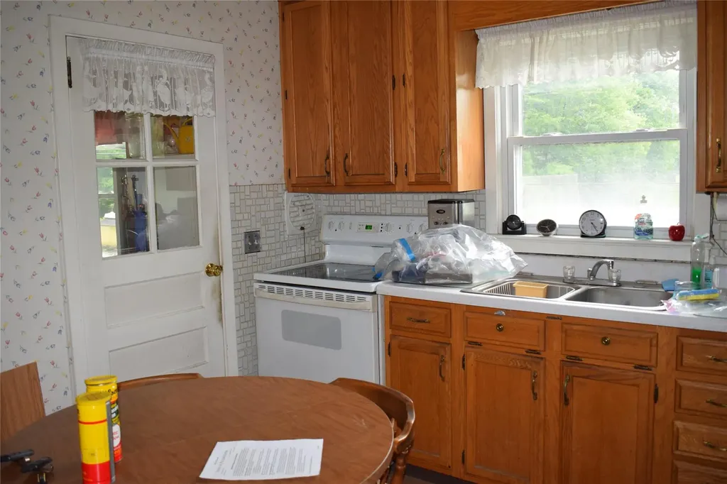 25 Alda Drive Poughkeepsie NY 12603