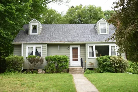 25 Alda Drive Poughkeepsie NY 12603