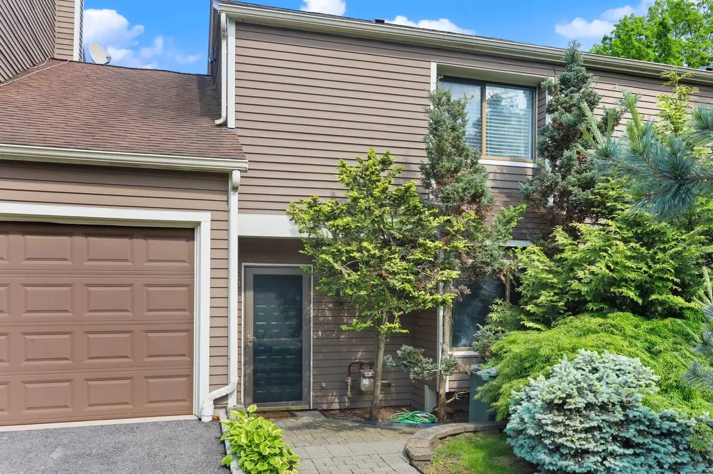 56 Arthur Court Port Chester NY 10573
