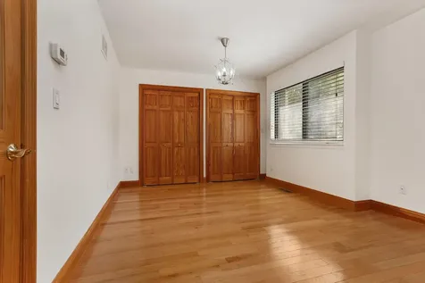 56 Arthur Court Port Chester NY 10573