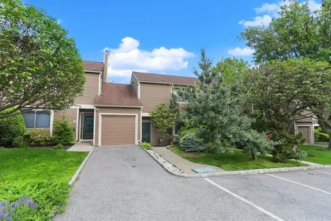 56 Arthur Court Port Chester NY 10573