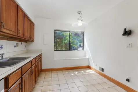56 Arthur Court Port Chester NY 10573