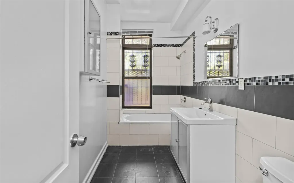 626 Madison Street Brooklyn NY 11221