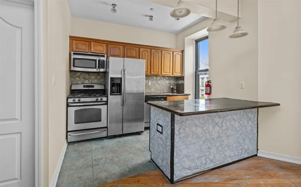 626 Madison Street Brooklyn NY 11221