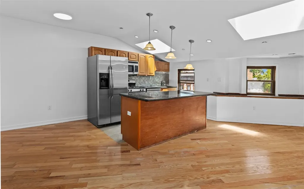 626 Madison Street Brooklyn NY 11221