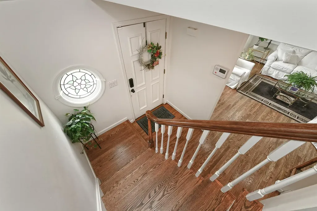 20 Kossuth Street Deer Park NY 11729