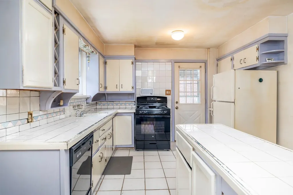 2430 Loft Avenue Baldwin NY 11510