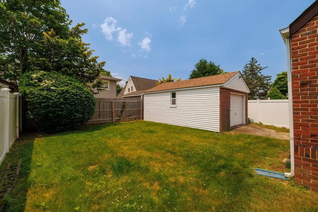2430 Loft Avenue Baldwin NY 11510