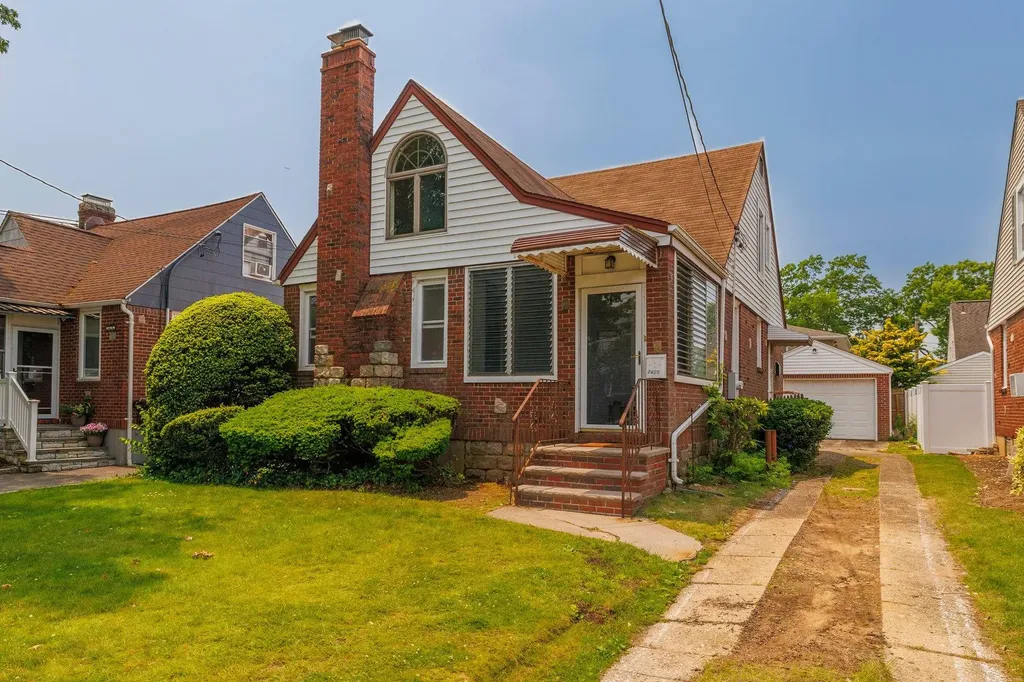 2430 Loft Avenue Baldwin NY 11510