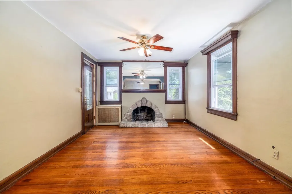 2430 Loft Avenue Baldwin NY 11510