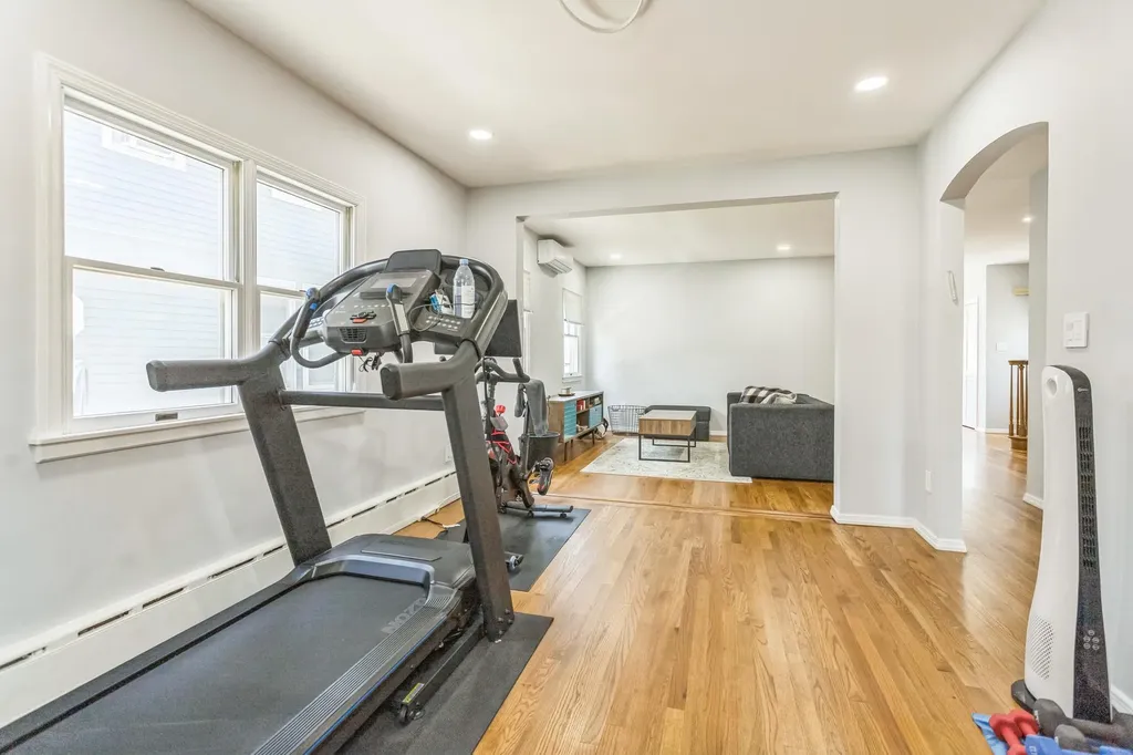 55 West Avenue Lawrence NY 11559