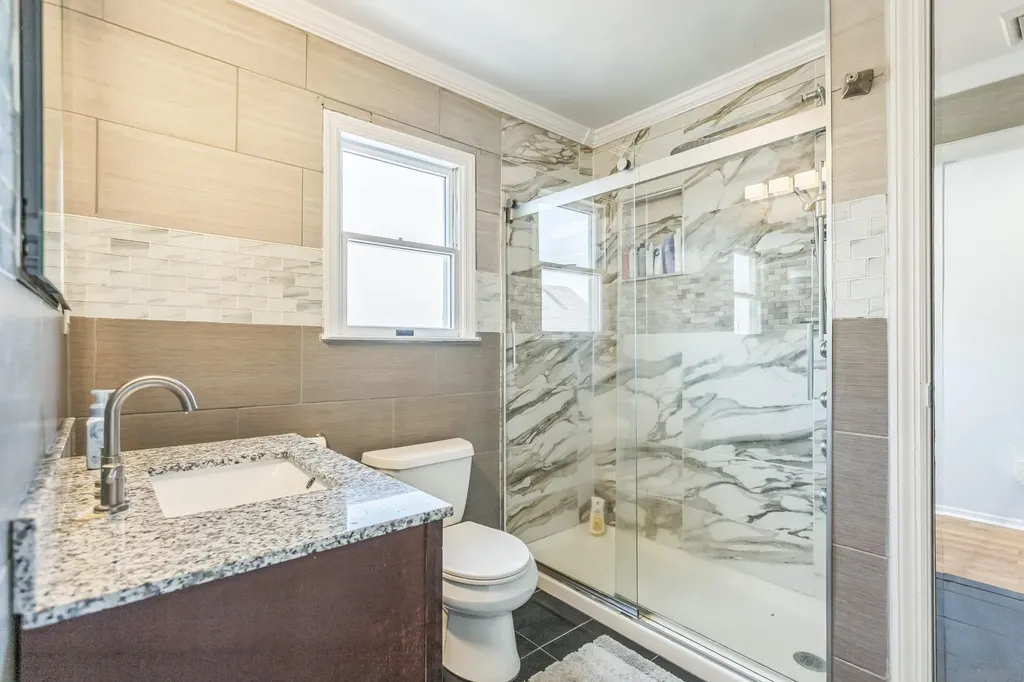55 West Avenue Lawrence NY 11559