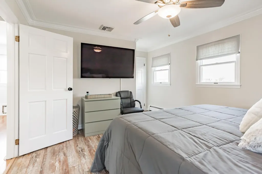 55 West Avenue Lawrence NY 11559