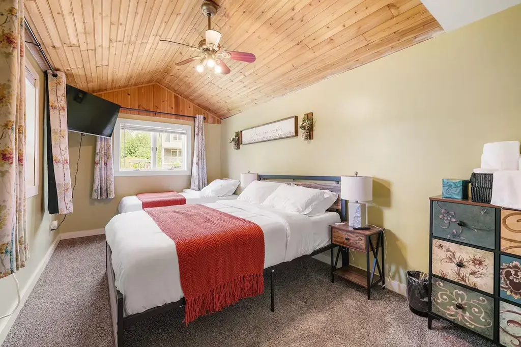 32 Center Hill Road Monroe NY 10950