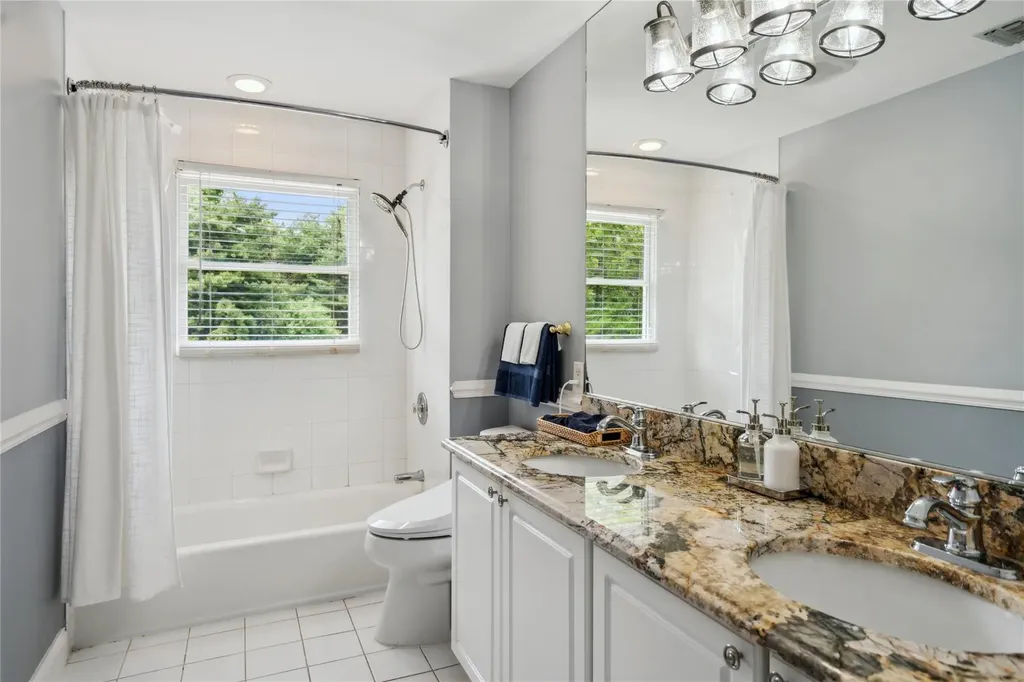3 Sugar Maple Court Dix Hills NY 11746