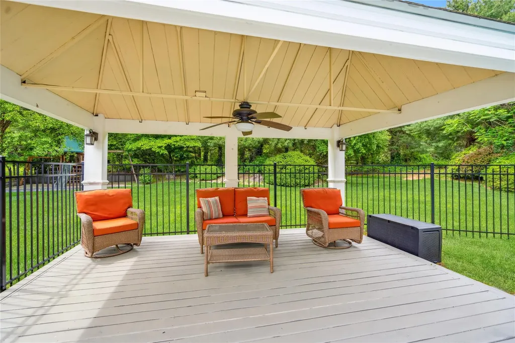 3 Sugar Maple Court Dix Hills NY 11746