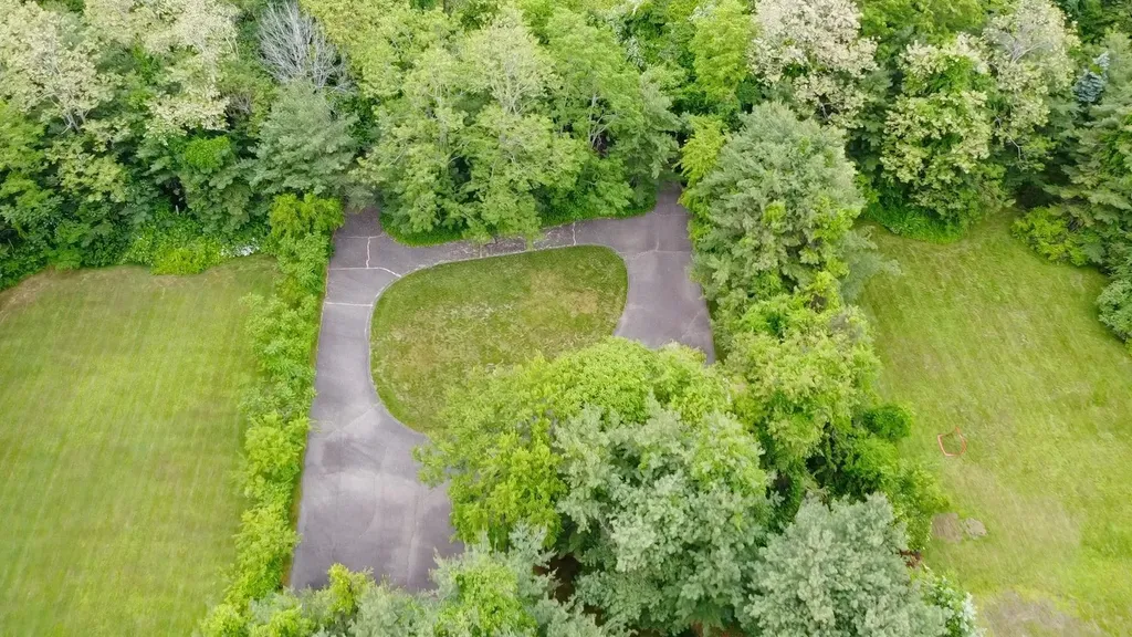 3 Sugar Maple Court Dix Hills NY 11746