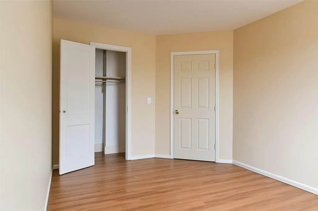 13421 Hawtree Street Ozone Park NY 11417
