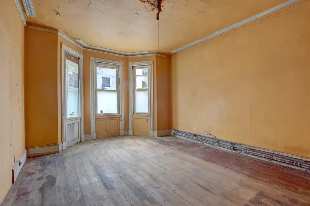 161 Wright Street Staten Island NY 10304