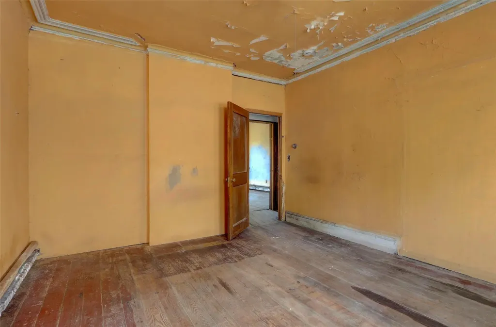 161 Wright Street Staten Island NY 10304