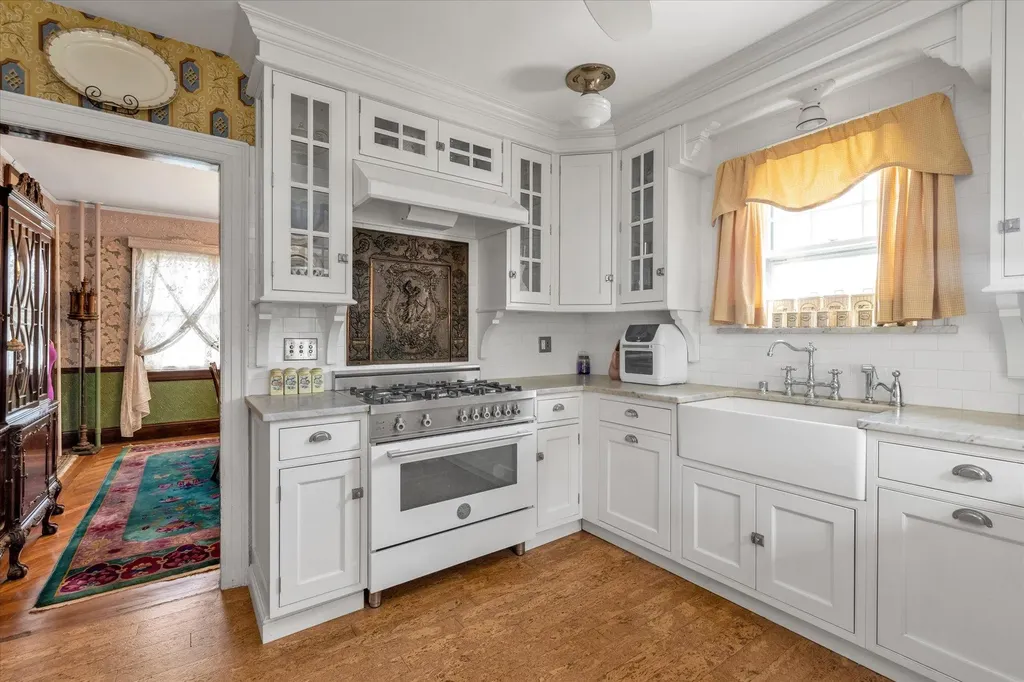 2485 Park Avenue Baldwin NY 11510