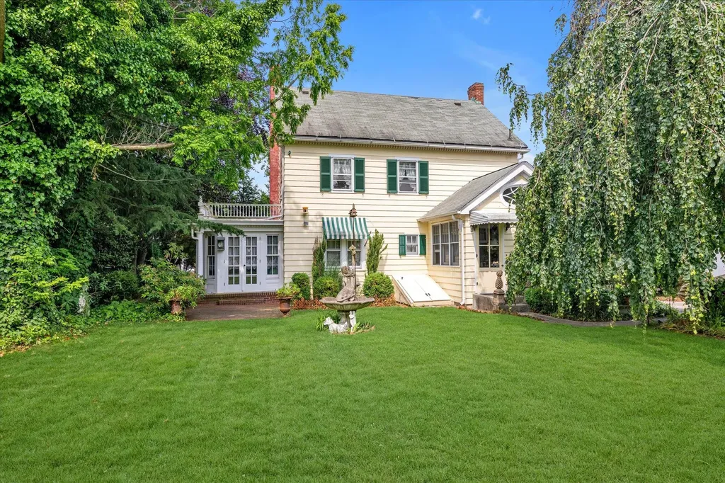 2485 Park Avenue Baldwin NY 11510