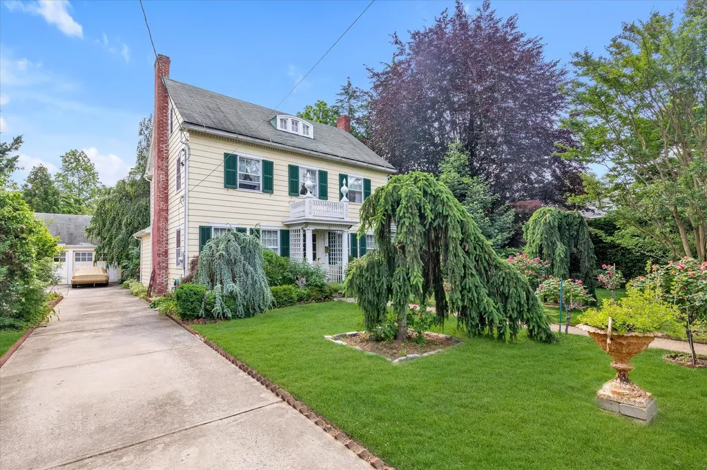 2485 Park Avenue Baldwin NY 11510