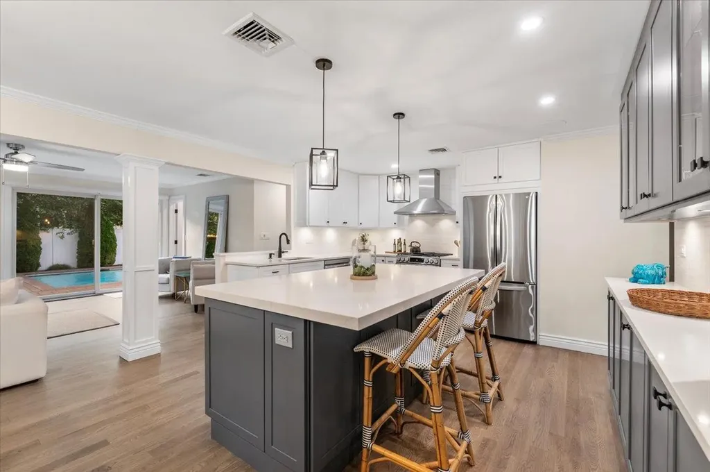 105 Shoreham Way Merrick NY 11566