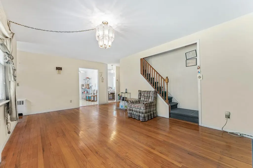 17 Linn Place Yonkers NY 10705
