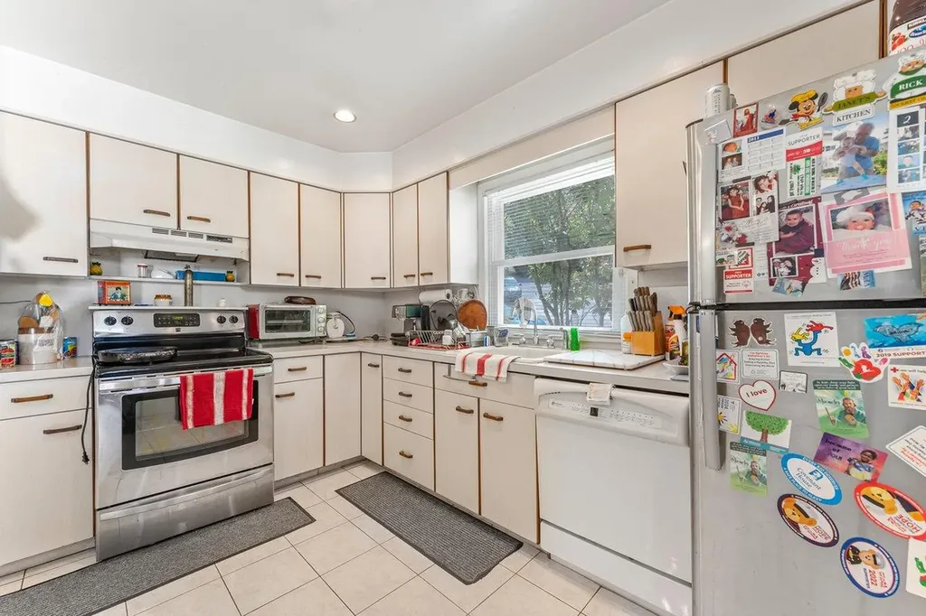 17 Linn Place Yonkers NY 10705