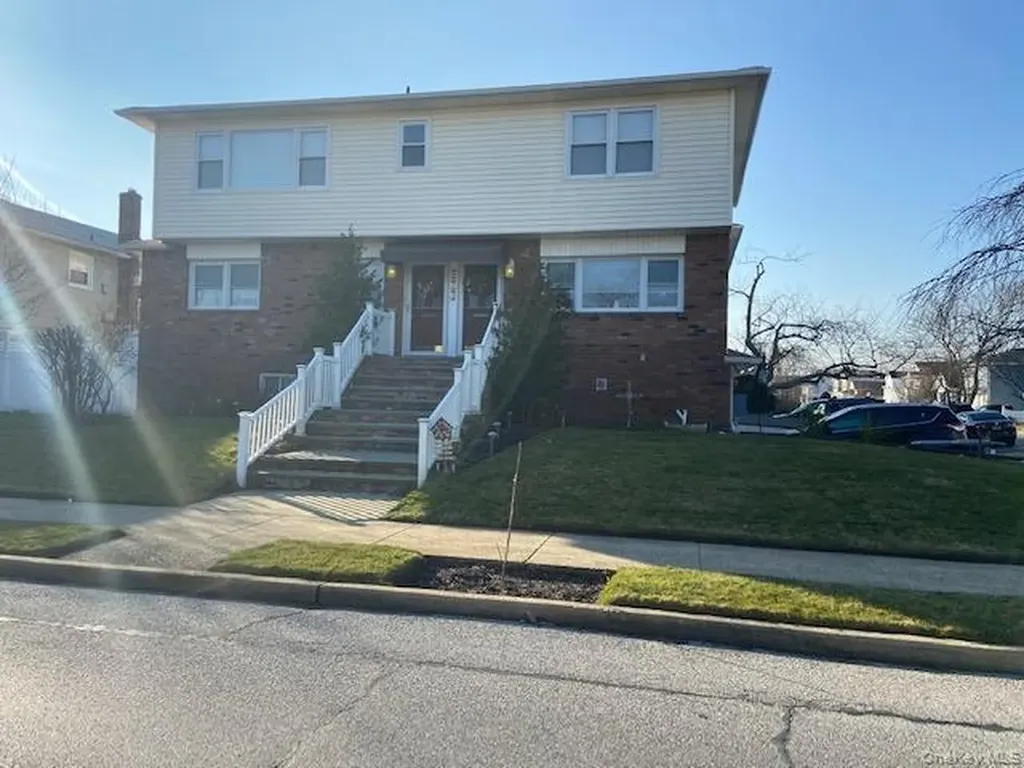 473 Franklin Boulevard Long Beach NY 11561