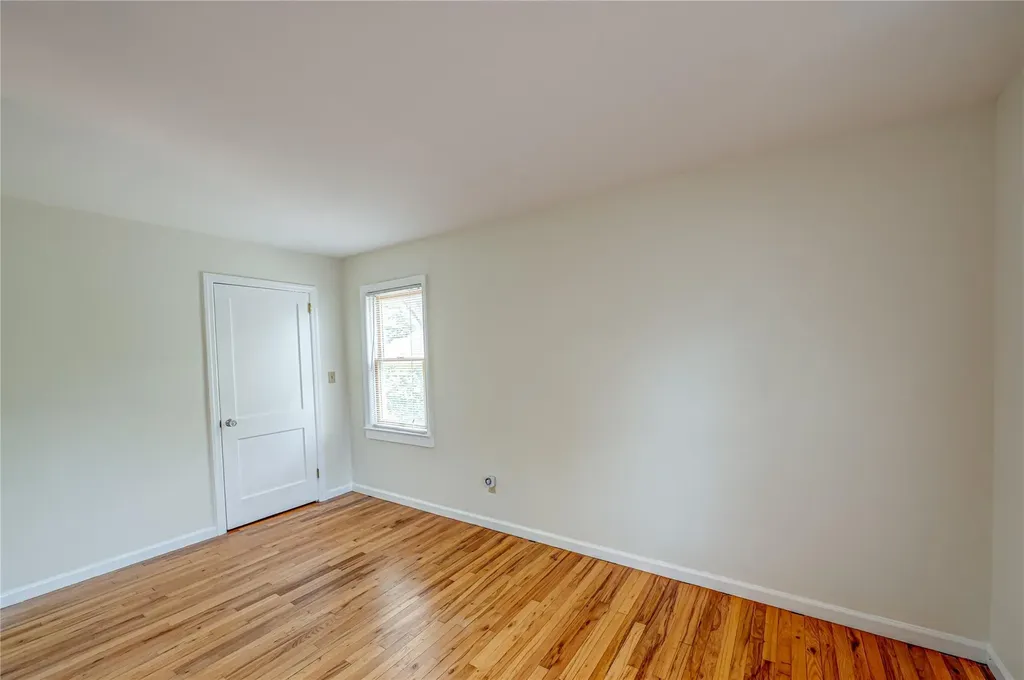 40 Robert Street Babylon NY 11702