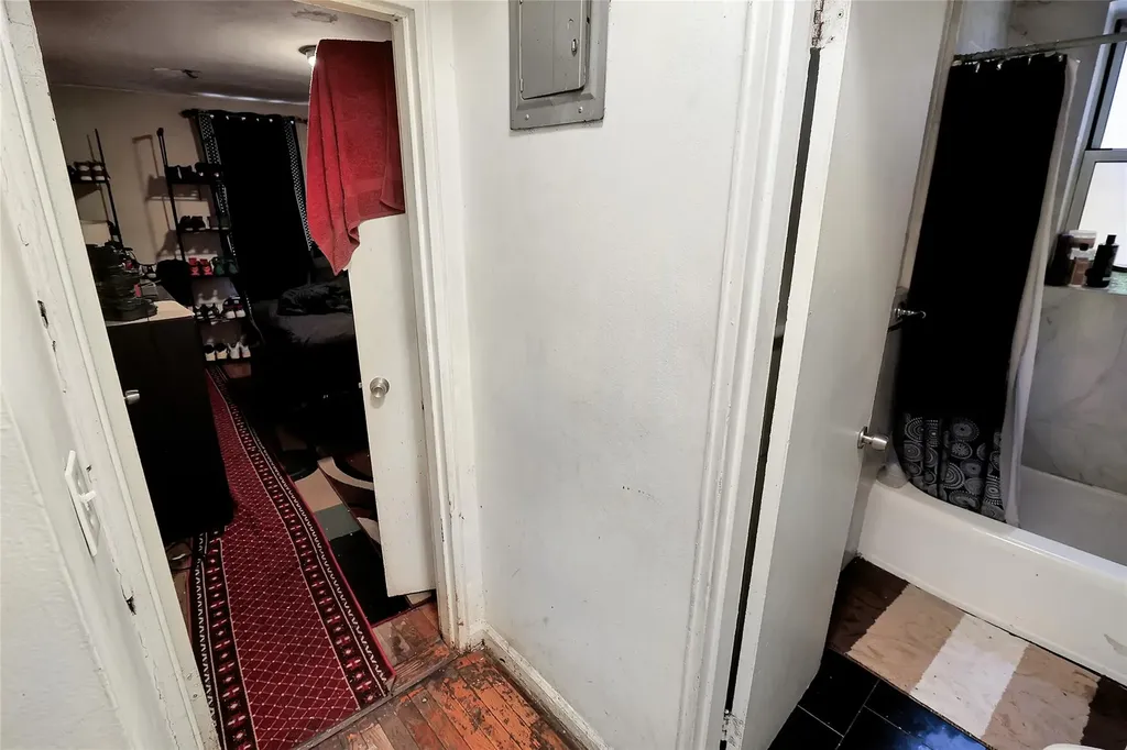 2105 Wallace Avenue Bronx NY 10462