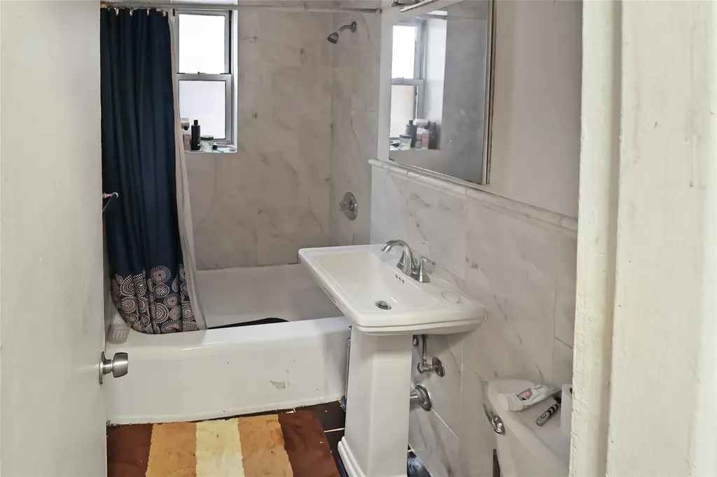 2105 Wallace Avenue Bronx NY 10462