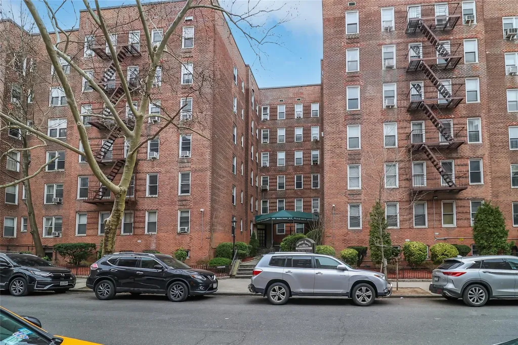 2105 Wallace Avenue Bronx NY 10462