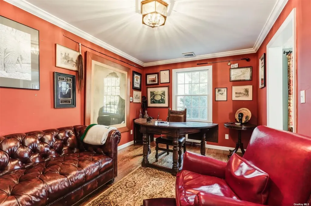 85 Weir Lane Locust Valley NY 11560