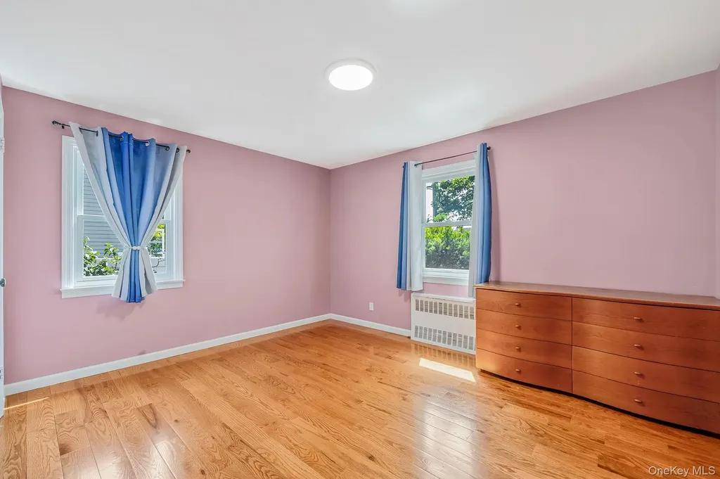 859 Franklin Avenue Valley Stream NY 11580