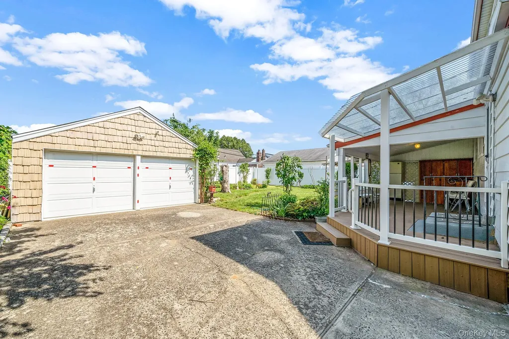 859 Franklin Avenue Valley Stream NY 11580