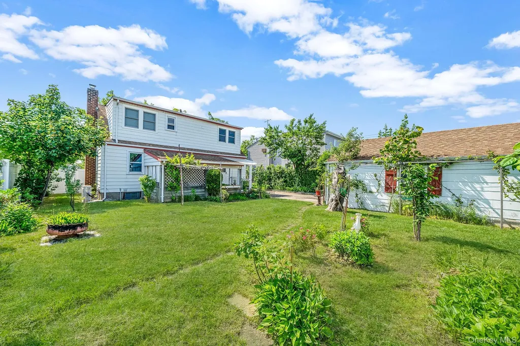 859 Franklin Avenue Valley Stream NY 11580