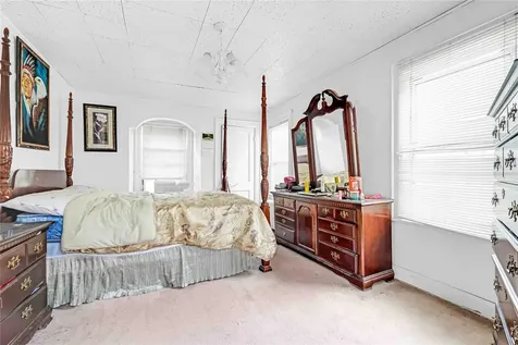 11480 178th Place Addisleigh Park NY 11434