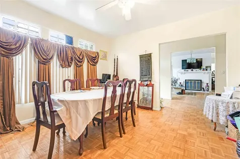 11480 178th Place Addisleigh Park NY 11434