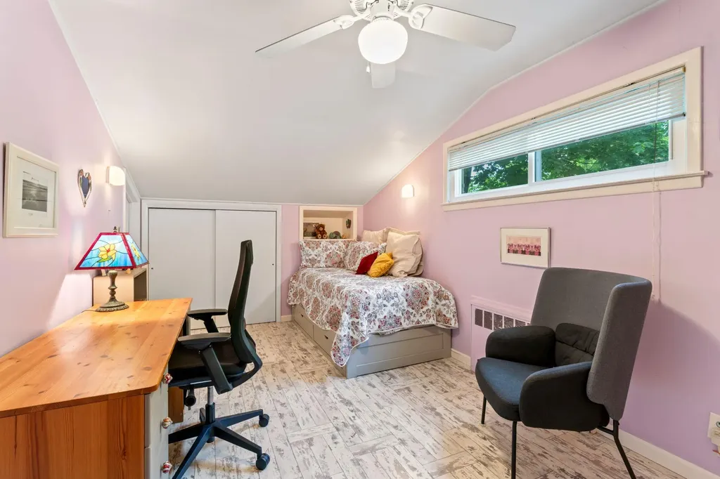 9 Brookside Drive Huntington NY 11743